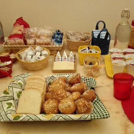 Casa Mariella Bed & Breakfast Naples